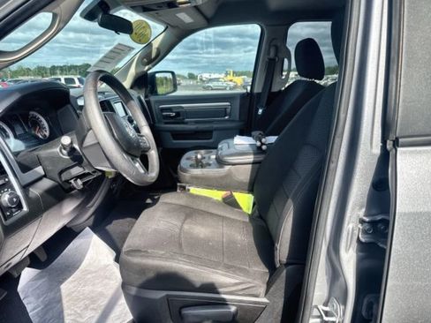 Used 2020 RAM 1500 Warlock AWD/4WD image 3