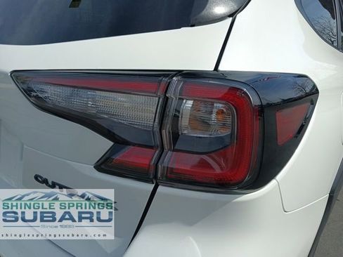 Certified 2025 Subaru Outback Onyx Edition image 15