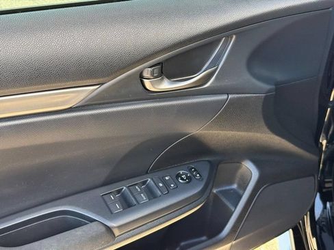 Used 2019 Honda Civic Sport image 18