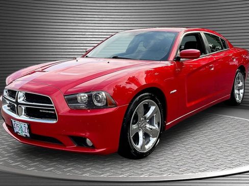Used 2012 Dodge Charger R/T RWD image 3
