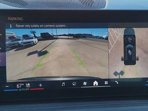 Certified 2025 BMW X5 sDrive40i w/ Premium Package image 17