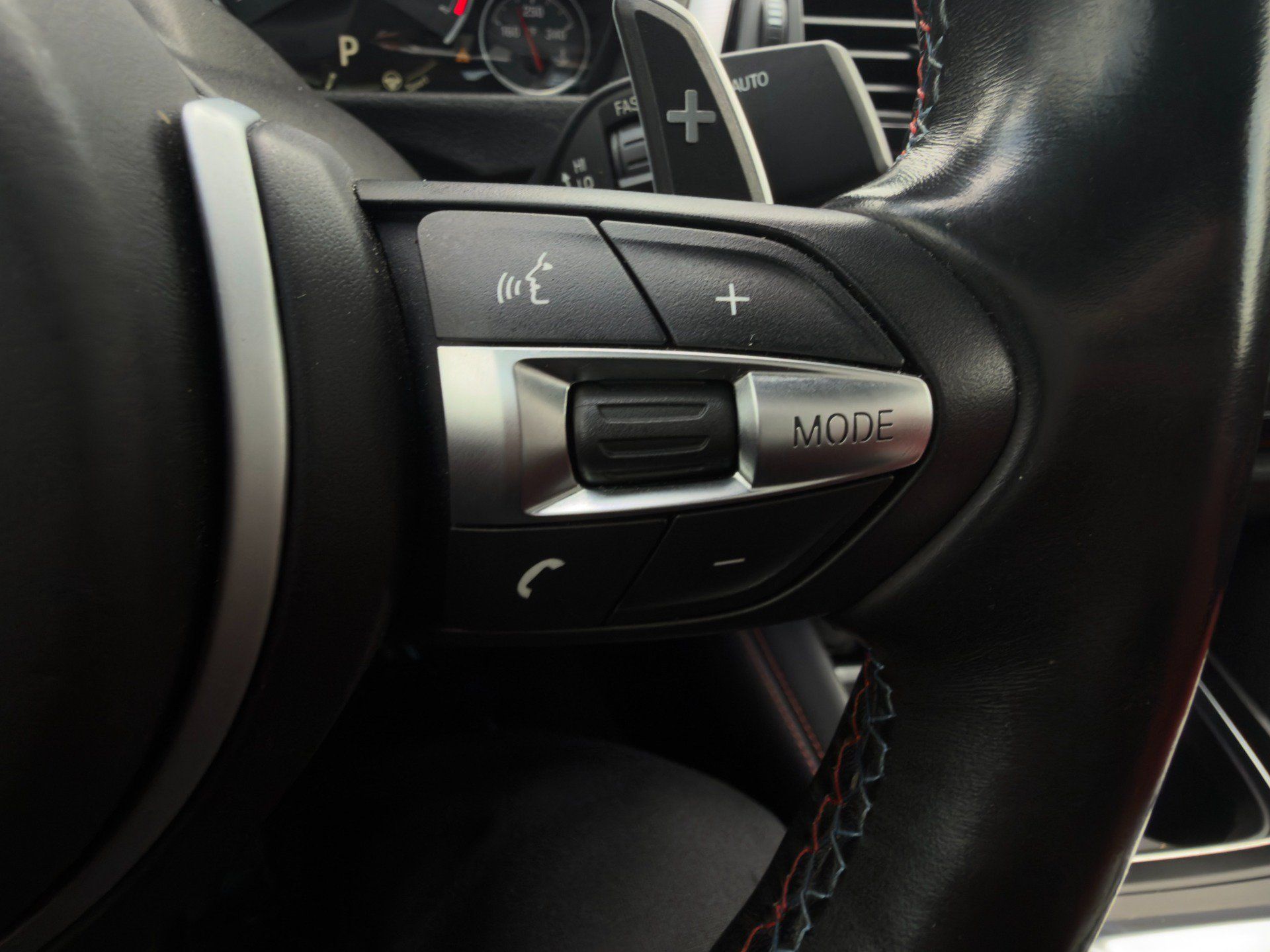 Used 2019 BMW M4 Convertible w/ Competition Package RWD image 22