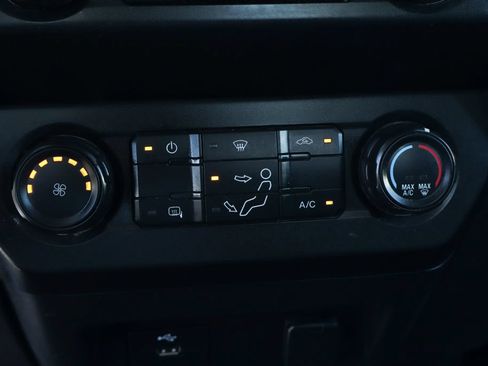 Used 2020 Ford F550 2WD Regular Cab Super Duty image 34