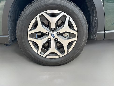 Certified 2024 Subaru Forester Premium AWD/4WD image 43