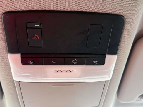 Used 2023 Nissan Rogue SV FWD image 34