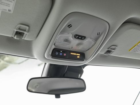 Used 2023 Chevrolet TrailBlazer LT image 25