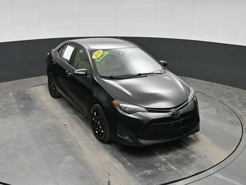 Used 2019 Toyota Corolla LE image 22