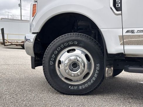 Used 2019 Ford F350 Lariat w/ Lariat Ultimate Package image 8