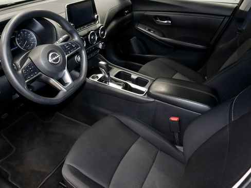 Certified 2024 Nissan Sentra SV FWD image 22