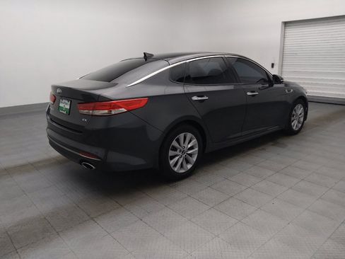 Used 2018 Kia Optima EX w/ Premium Package FWD image 10