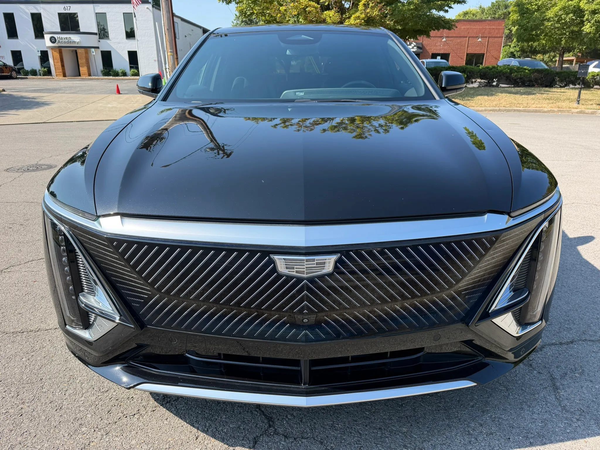 Used 2024 Cadillac Lyriq Tech w/ Driver Assist Package AWD/4WD image 9