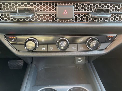 Used 2025 Honda HR-V Sport image 20