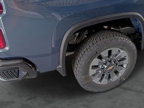New 2026 Chevrolet Silverado 2500 Custom w/ Custom Value Package AWD/4WD image 13