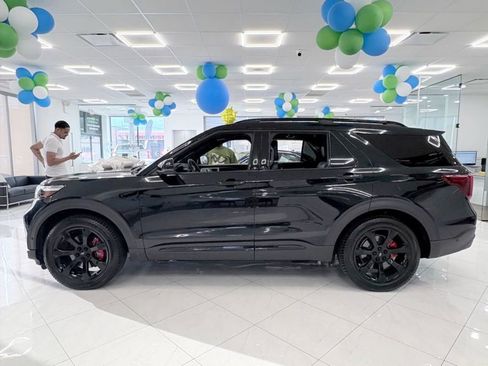Used 2020 Ford Explorer ST w/ ST Street Pack AWD/4WD image 4