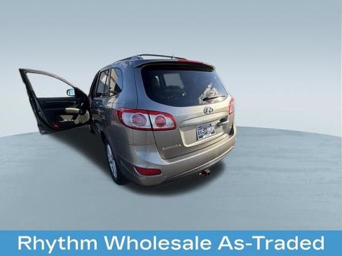 Used 2012 Hyundai Santa Fe Limited FWD image 3