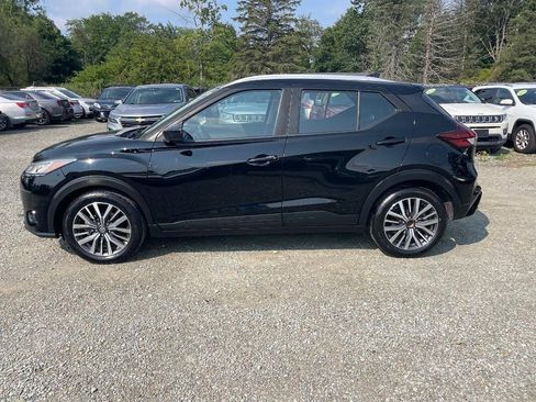 Used 2021 Nissan Kicks SV FWD image 8