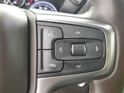 Used 2021 Chevrolet Silverado 1500 LT Trail Boss w/ LT Trail Boss Premium Package image 23