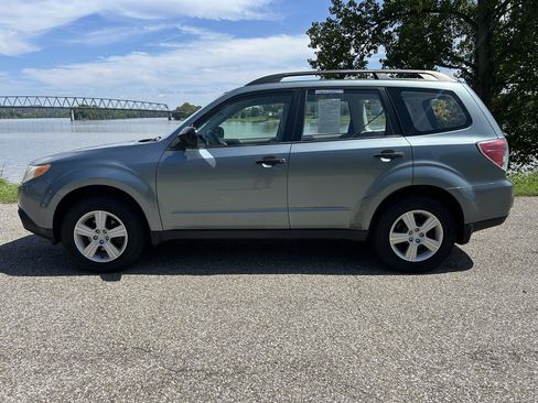 Used 2010 Subaru Forester 2.5X AWD/4WD image 2