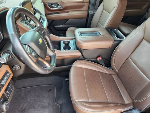 Used 2021 Chevrolet Tahoe High Country AWD/4WD image 13