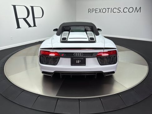 Used 2018 Audi R8 V10 plus AWD/4WD image 16