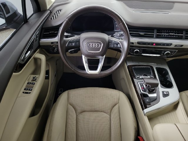 Used 2019 Audi Q7 2.0T Premium Plus w/ Premium Plus Package AWD/4WD image 12