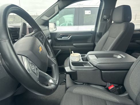 Used 2025 Chevrolet Silverado 1500 LT image 30
