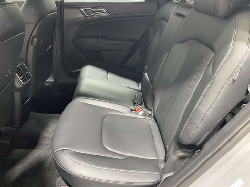New 2026 Kia Sportage EX FWD image 12