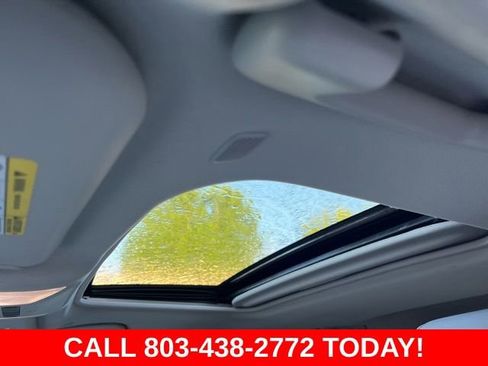 Used 2023 Toyota RAV4 XLE Premium FWD image 11