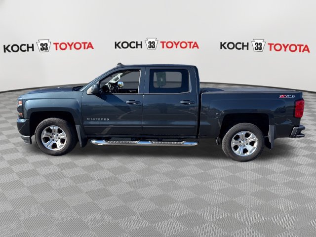 Used 2017 Chevrolet Silverado 1500 LT w/ All Star Edition AWD/4WD image 4