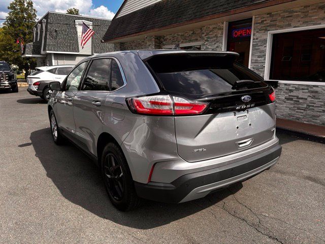 Used 2024 Ford Edge SEL AWD/4WD image 5