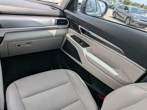 Used 2021 Kia Telluride S FWD image 25