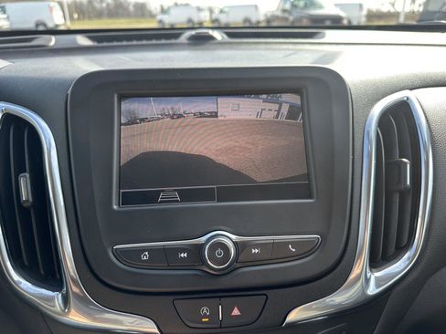 Used 2024 Chevrolet Equinox LT image 32