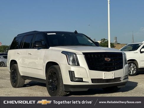 Used 2020 Cadillac Escalade Premium Luxury RWD image 1