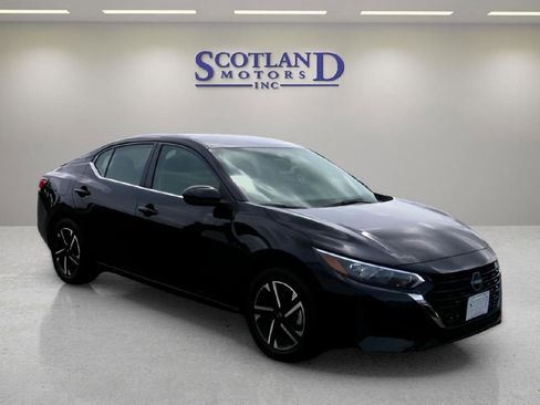 Used 2024 Nissan Sentra SV FWD image 4