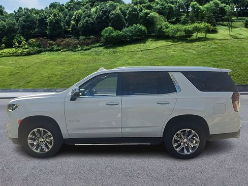Used 2024 Chevrolet Tahoe Premier w/ Premium Package image 9