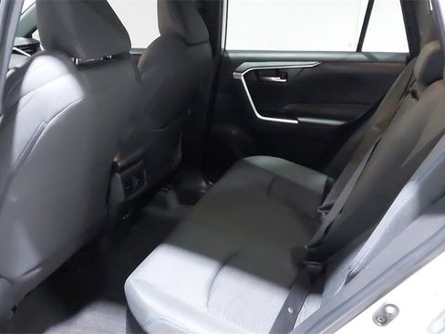 Used 2023 Toyota RAV4 SE image 20