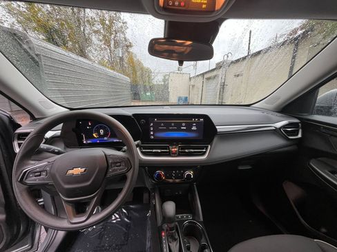 Used 2025 Chevrolet TrailBlazer LT image 29