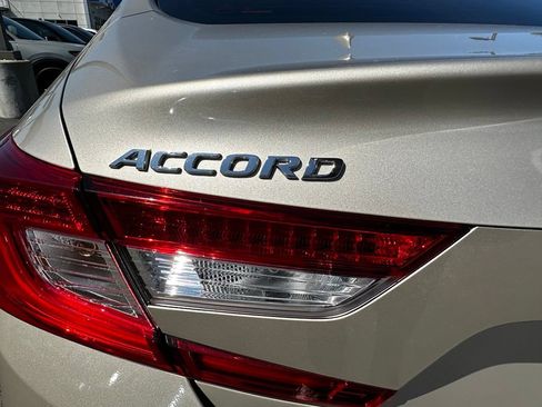 Used 2020 Honda Accord EX-L image 9