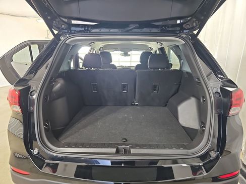 Used 2023 Chevrolet Equinox LS w/ LS Convenience Package image 15