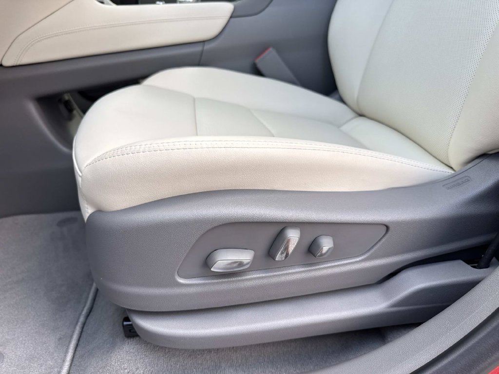 New 2026 Cadillac XT5 Premium Luxury FWD image 20