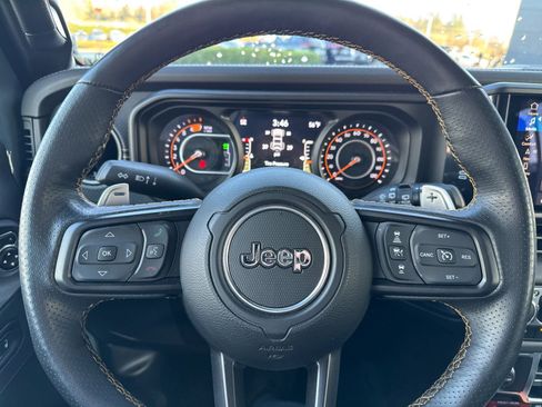 Used 2024 Jeep Wrangler Unlimited Rubicon 392 AWD/4WD image 23