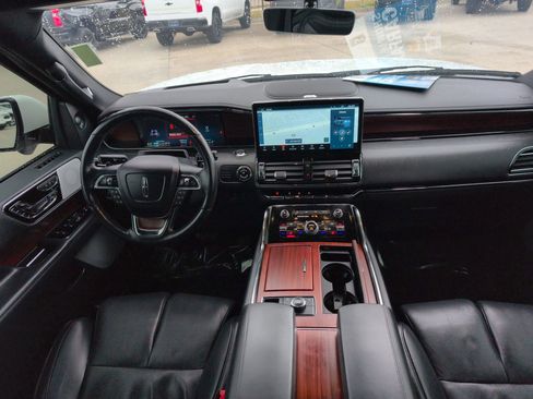 Used 2022 Lincoln Navigator L Reserve image 29