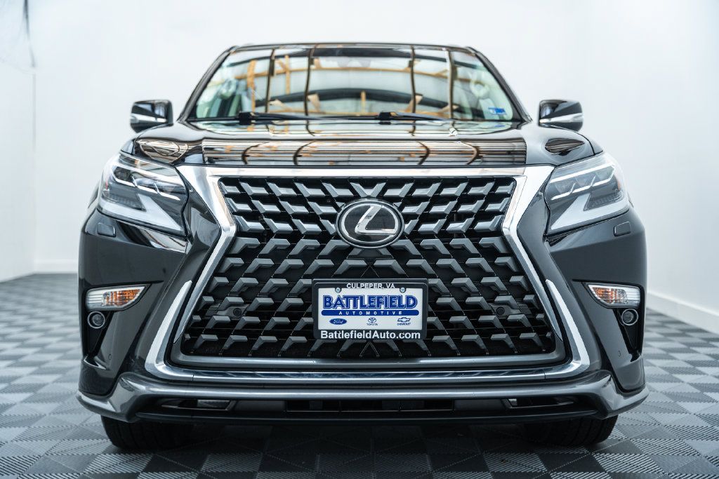 Used 2021 Lexus GX 460 Premium AWD/4WD image 2