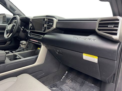 Used 2025 Toyota Tundra SR5 w/ SR5 Premium Package AWD/4WD image 54