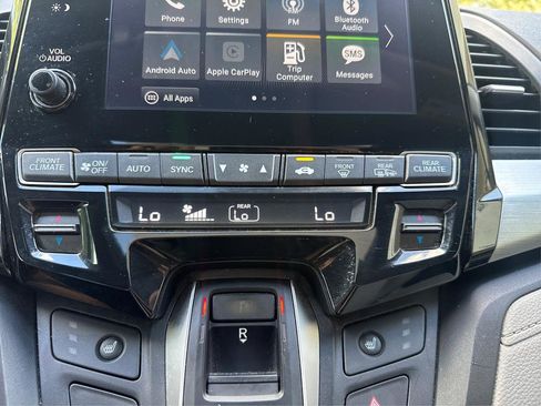 Used 2018 Honda Odyssey EX-L image 25