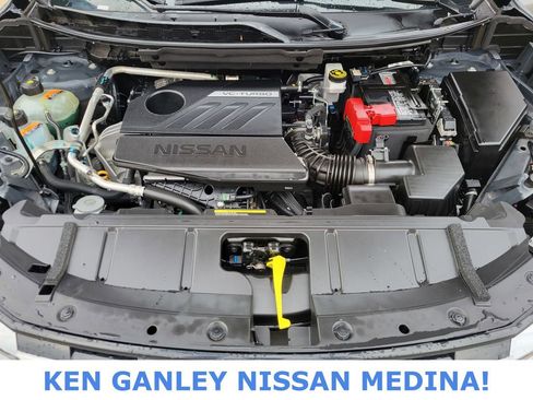 Used 2025 Nissan Rogue SV image 23