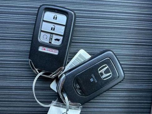 Used 2016 Honda Pilot EX-L image 32