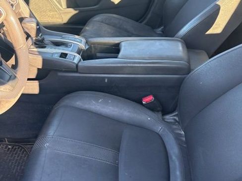 Used 2017 Honda Civic LX image 9