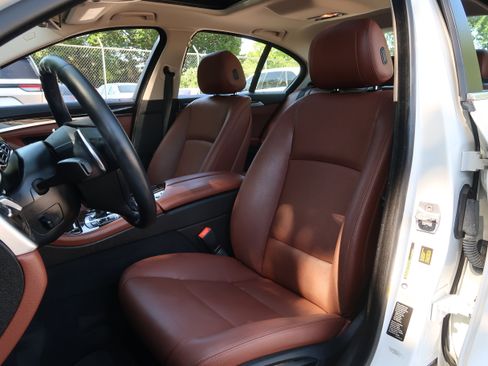 Used 2016 BMW 528i Sedan RWD image 12