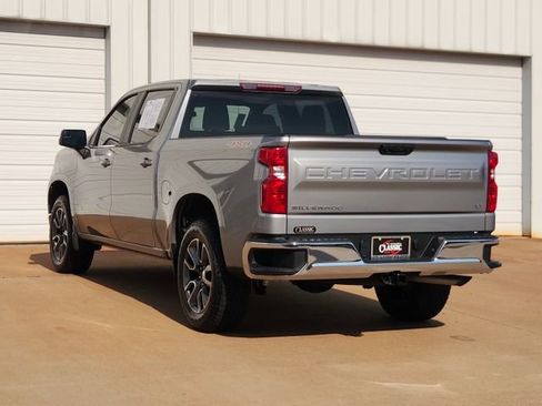 Used 2023 Chevrolet Silverado 1500 LT AWD/4WD image 7